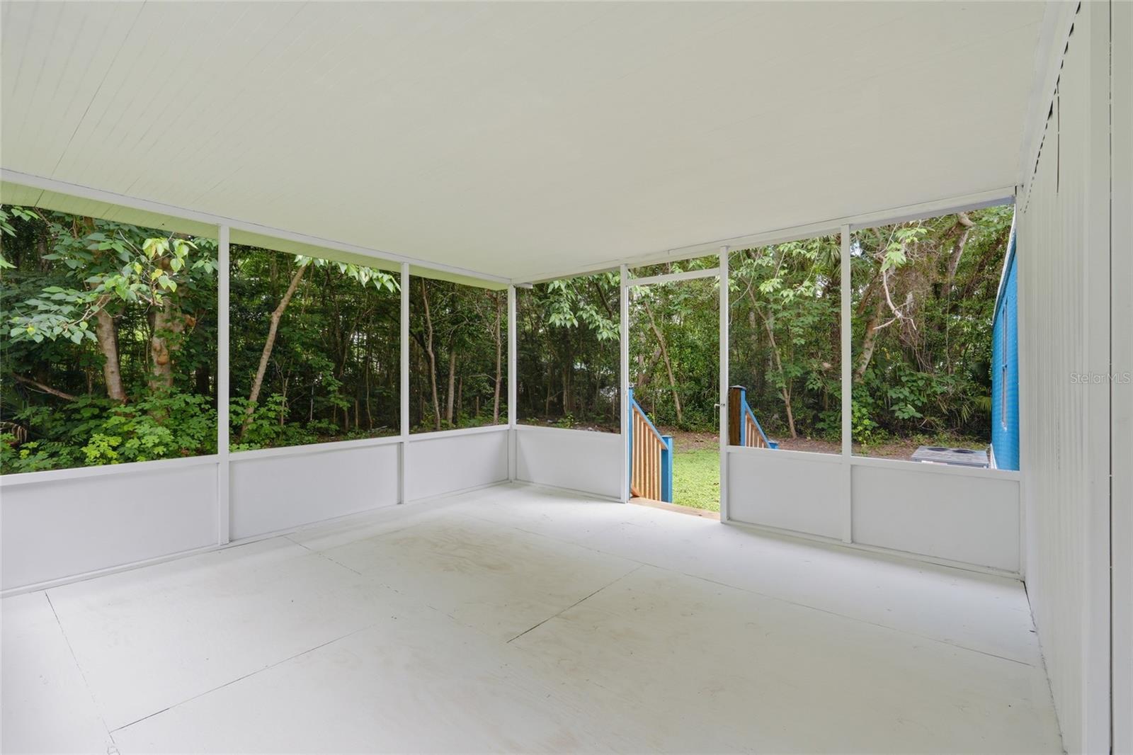 EAST WILLISTON - Residential