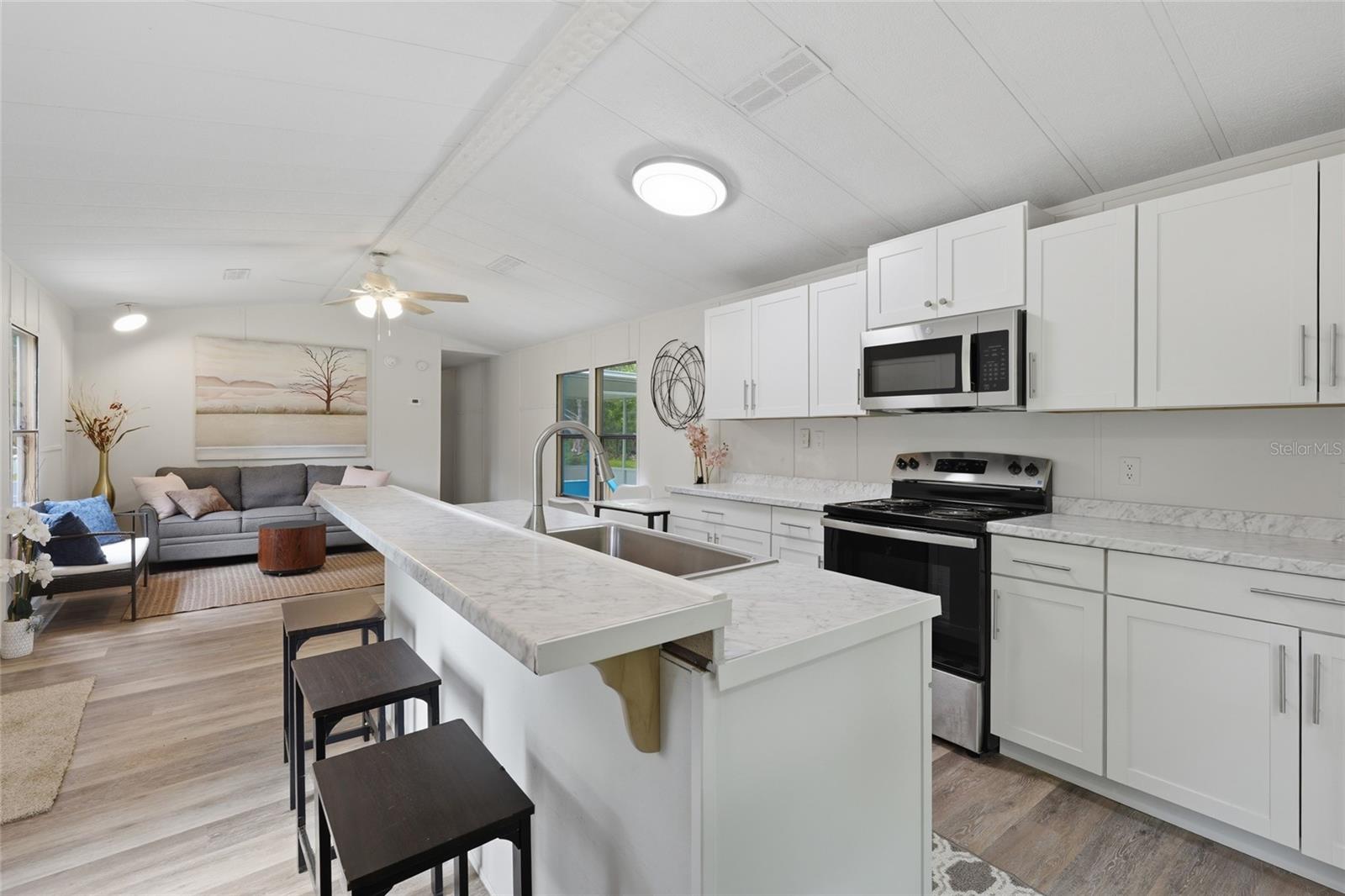EAST WILLISTON - Residential