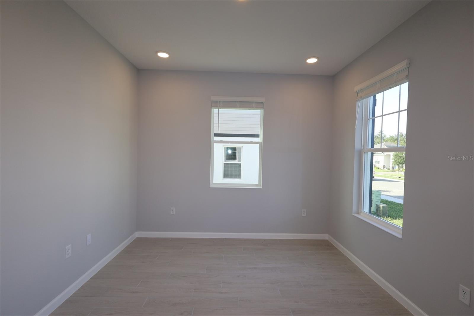 EMERSON POINTE - Residential