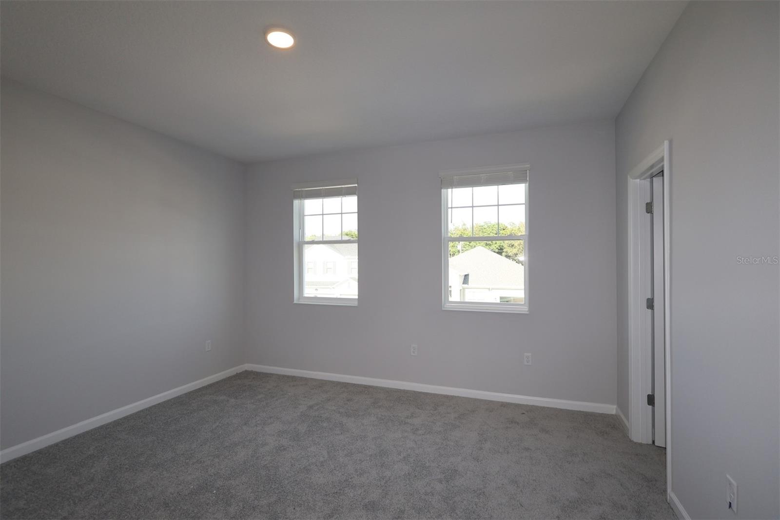 EMERSON POINTE - Residential