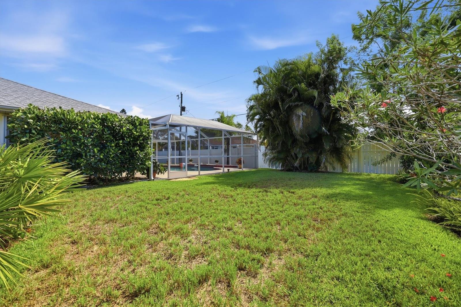 SOUTH VENICE - Residential