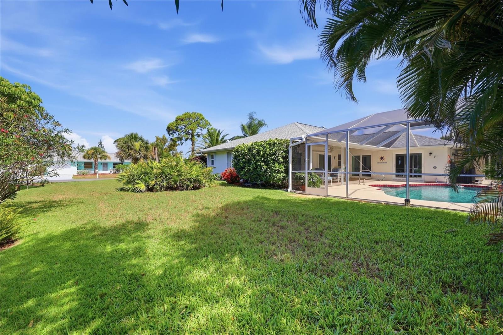 SOUTH VENICE - Residential