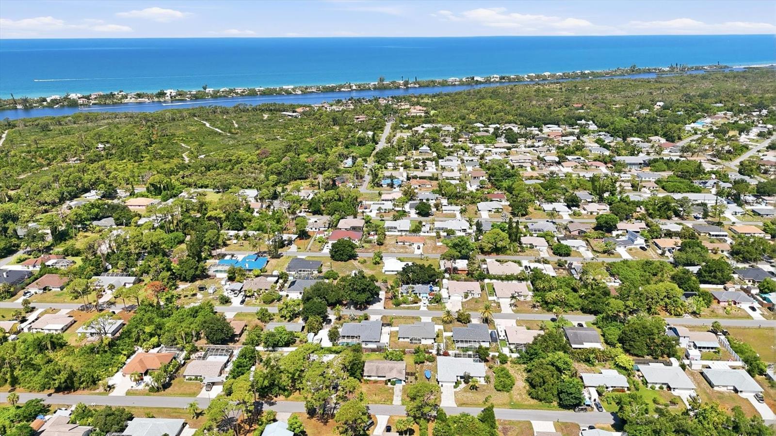 SOUTH VENICE - Residential
