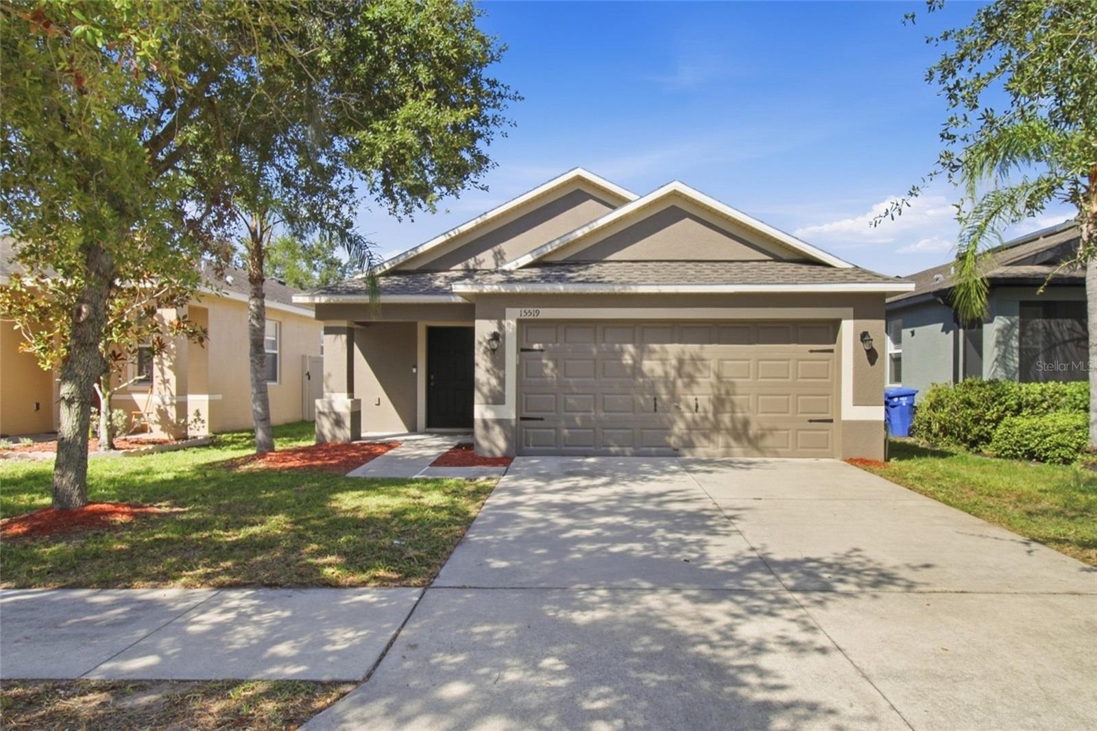 Welcome home to 15519 Telford Spring Drive, a beautifully maintained 3-bedroom, 2-bathroom single-family home with a 2-car garage on a premium waterfront lot in Ruskin, Florida. Enjoy peaceful pond views from the primary suite and the sunny eat-in kitchen, which features granite countertops, stainless steel appliances, rich wood cabinetry, and a designer pebble backsplash. Sliding glass doors open to a fenced backyard overlooking the water — the perfect spot for morning coffee or evening sunsets.
Inside, vaulted ceilings and graceful archways give the open floor plan an airy, spacious feel, with laminate wood flooring throughout the main living areas and ceiling fans in every room. The private primary suite offers a large walk-in closet and an ensuite bath with a walk-in glass shower, while generously sized secondary bedrooms include walk-in closets and a trendy brick-accent feature wall. A dedicated laundry room with washer and dryer included adds everyday convenience.
Located in a resort-style community with a beach-entry pool, playground, and play field, minutes from top-rated schools, shopping, dining, and easy I-75 access to Tampa, St. Pete, and Gulf beaches. Move-in ready and priced to sell — schedule your private showing of this Ruskin FL 33573 home for sale today!