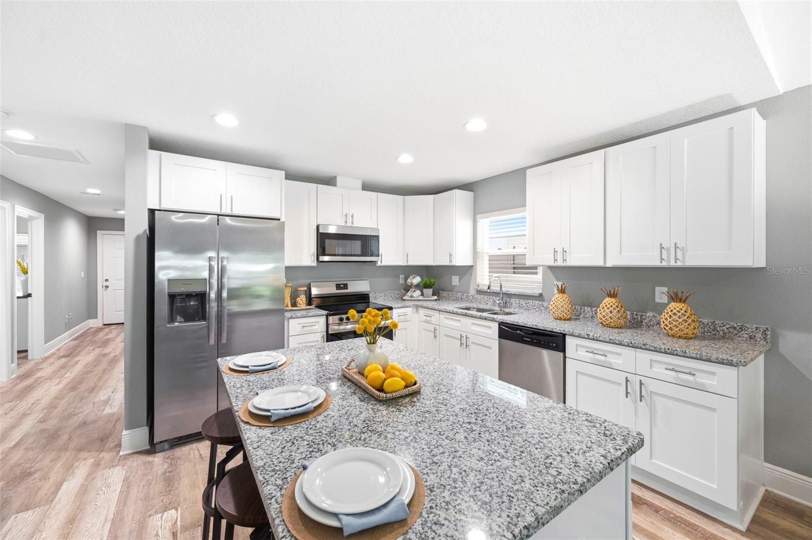 LINCOLN PARK - Residential