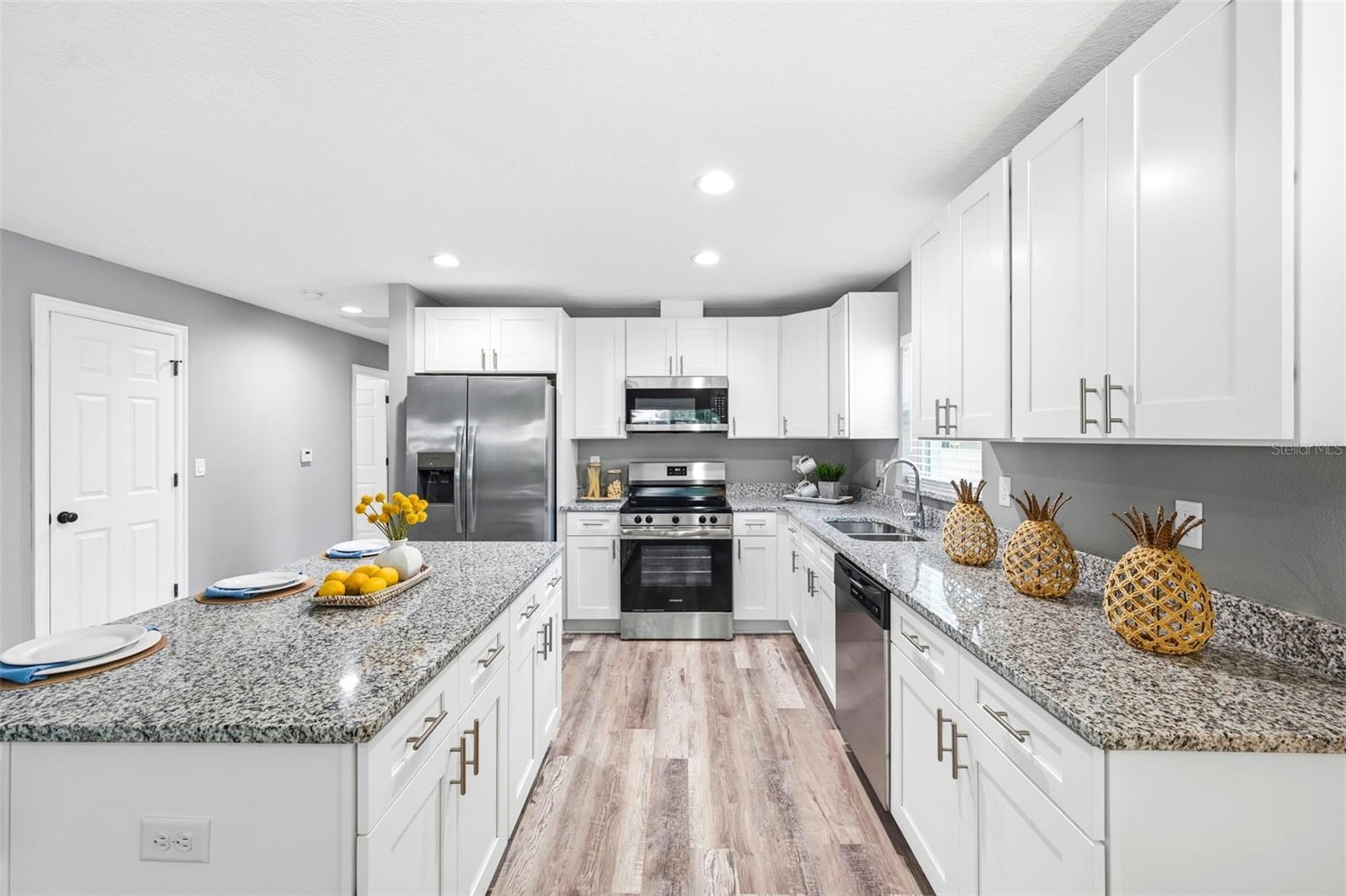 LINCOLN PARK - Residential