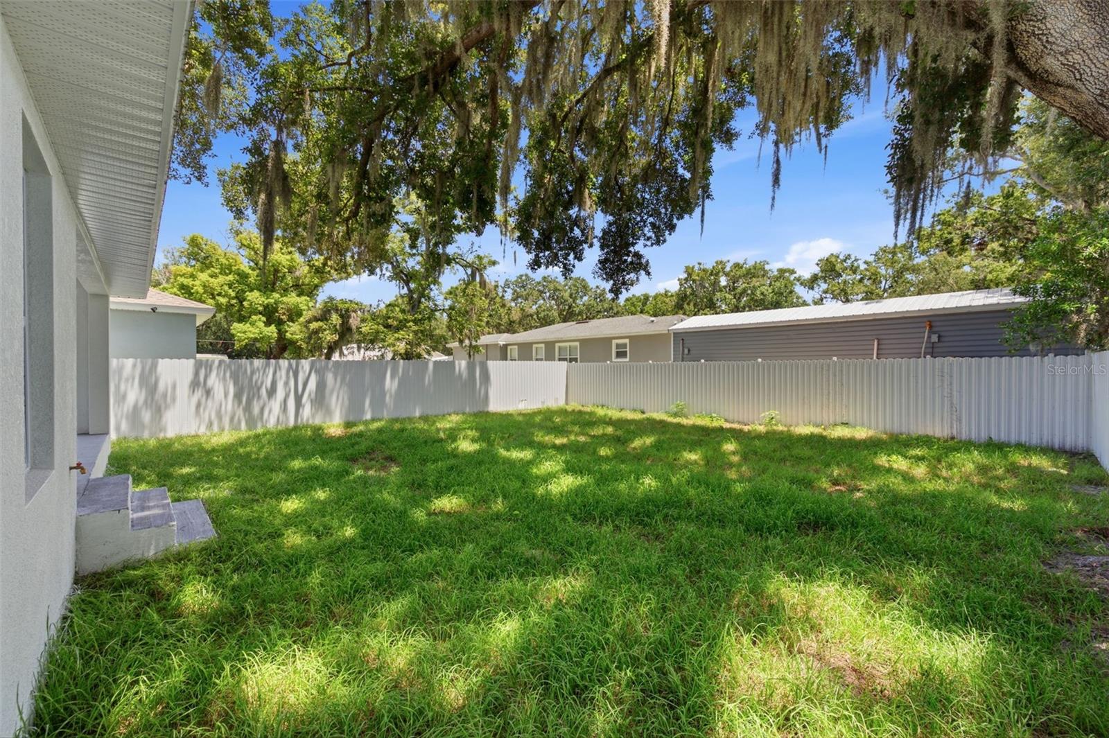 LINCOLN PARK - Residential