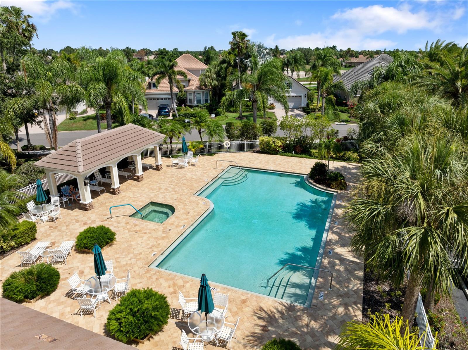 LAKEWOOD RANCH COUNTRY CLUB VILLAGE Q - Residential