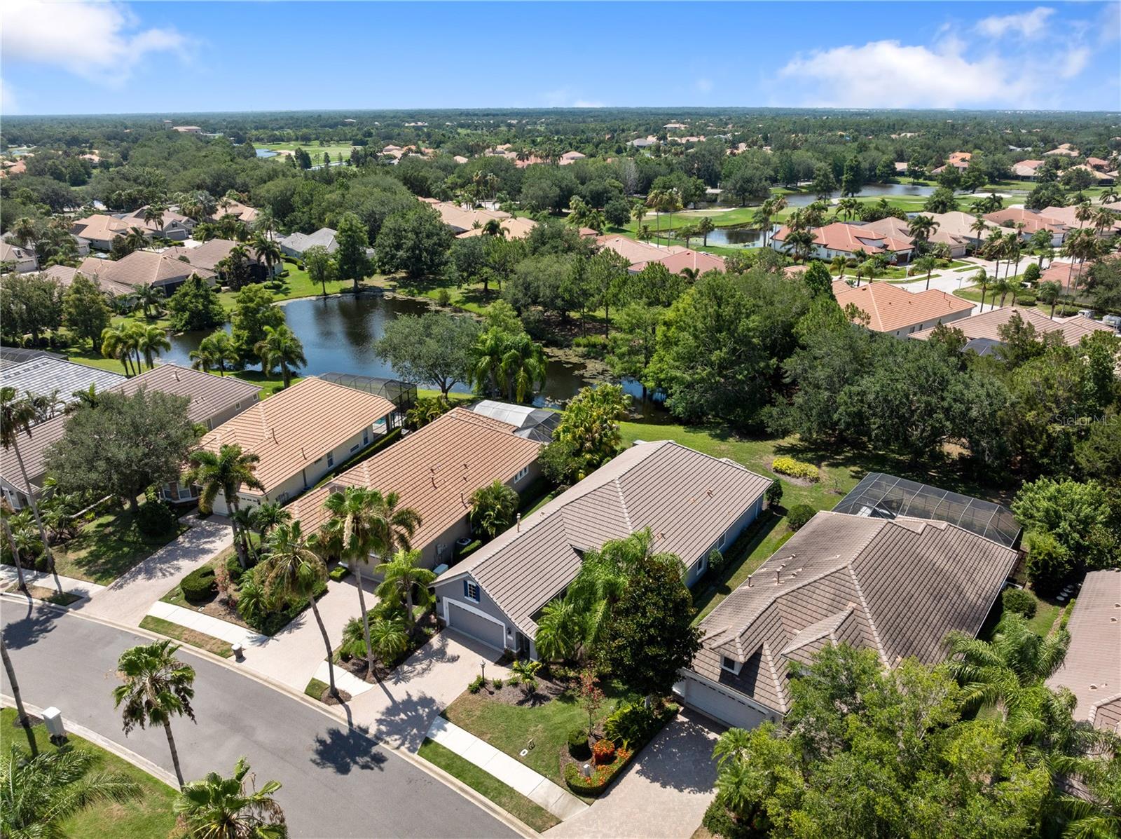 LAKEWOOD RANCH COUNTRY CLUB VILLAGE Q - Residential