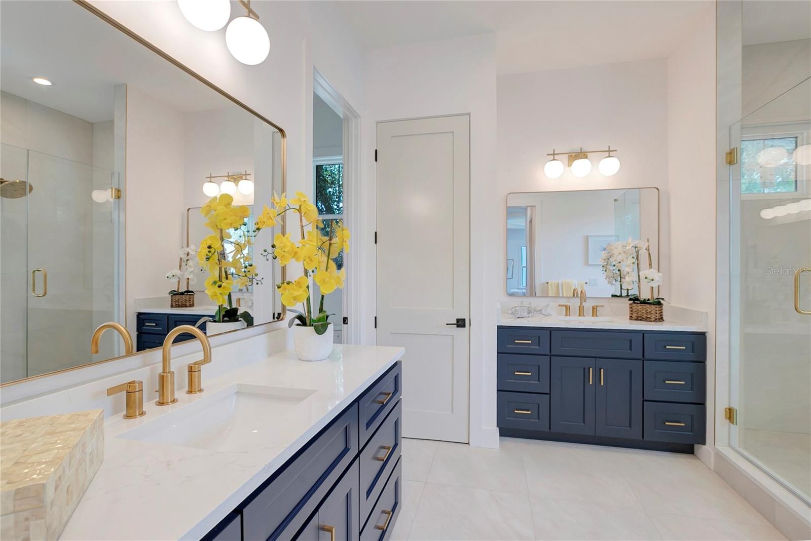 OAKELLARS - Residential