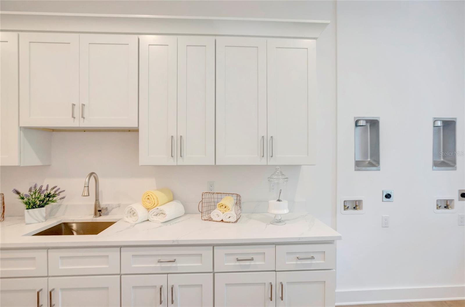 OAKELLARS - Residential
