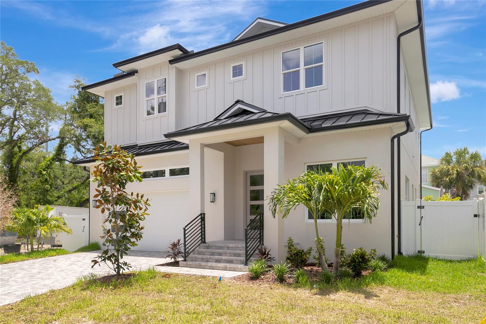 OAKELLARS - Residential