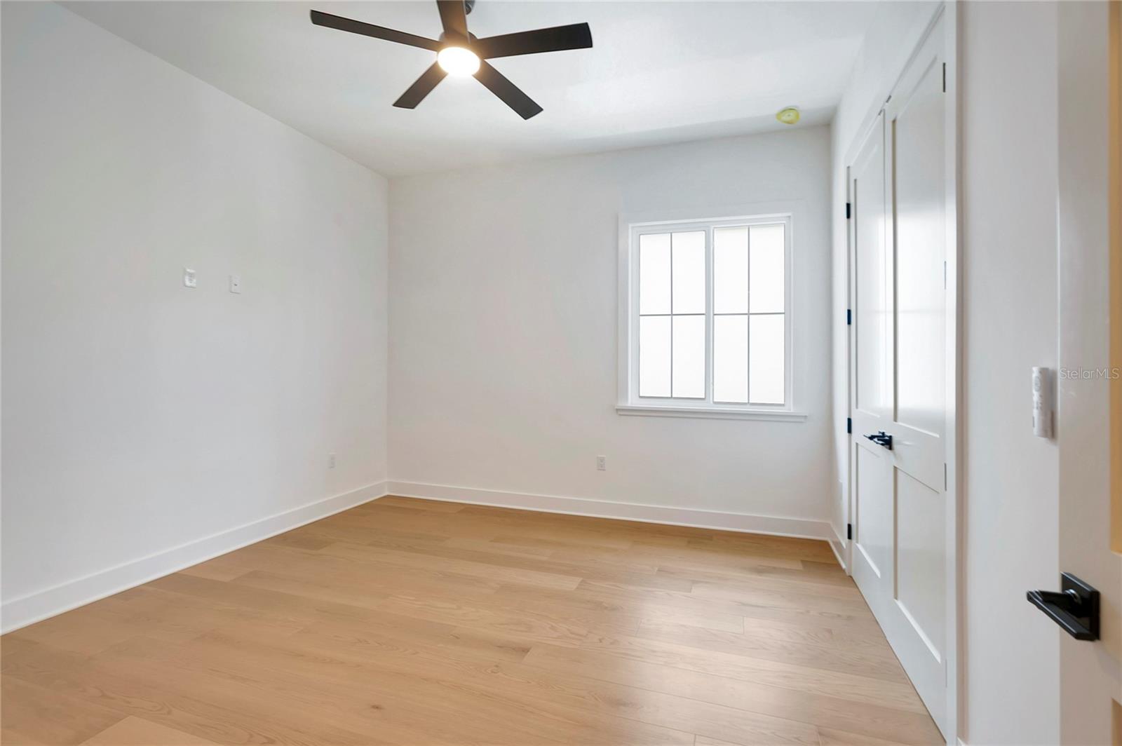 OAKELLARS - Residential