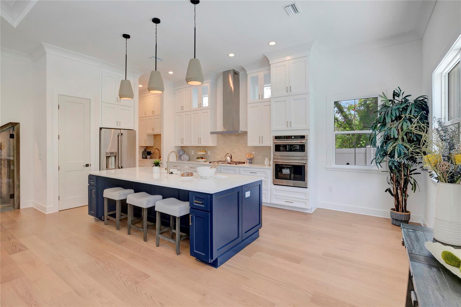 OAKELLARS - Residential