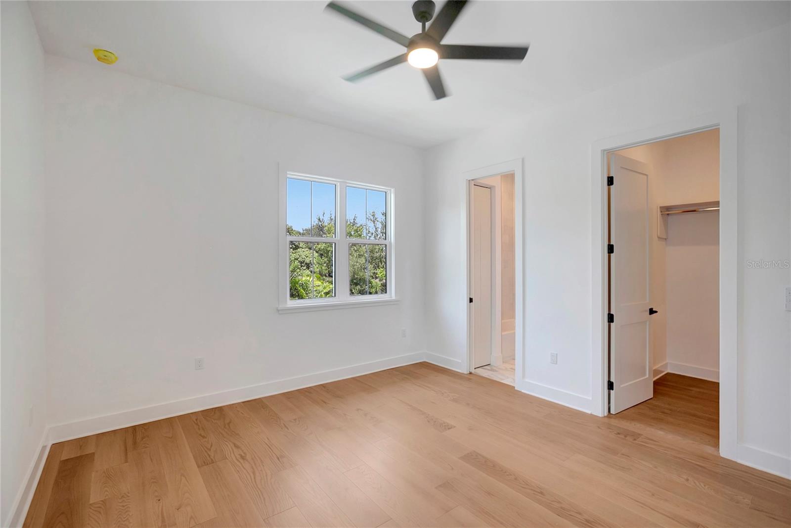 OAKELLARS - Residential