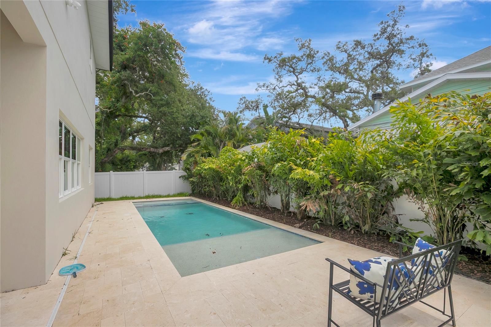 OAKELLARS - Residential