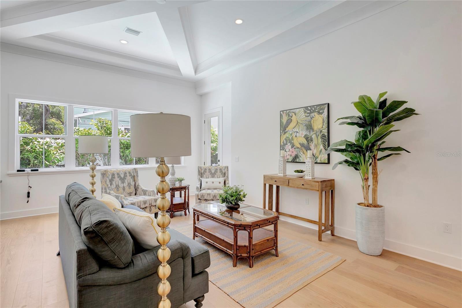 OAKELLARS - Residential