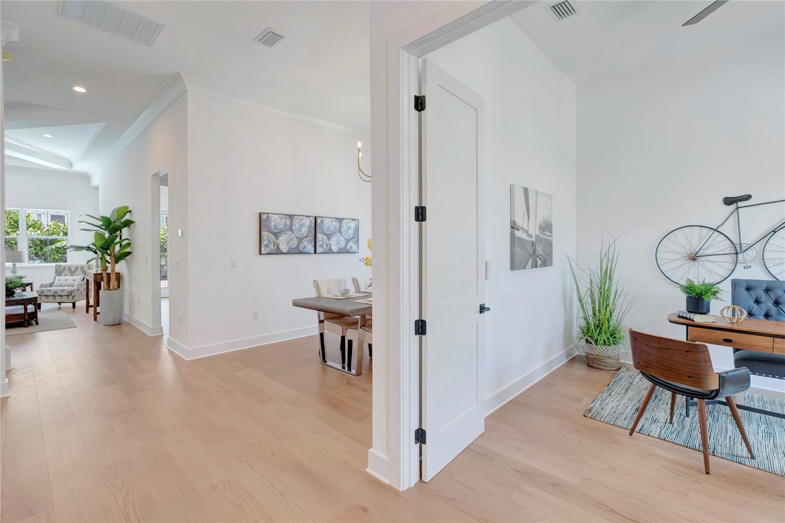 OAKELLARS - Residential