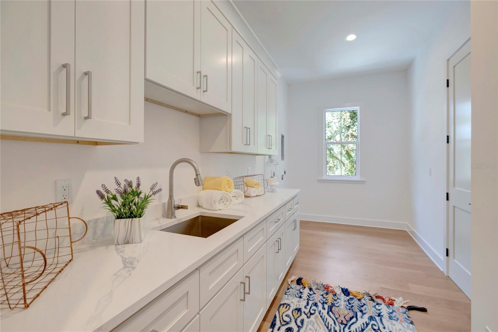 OAKELLARS - Residential