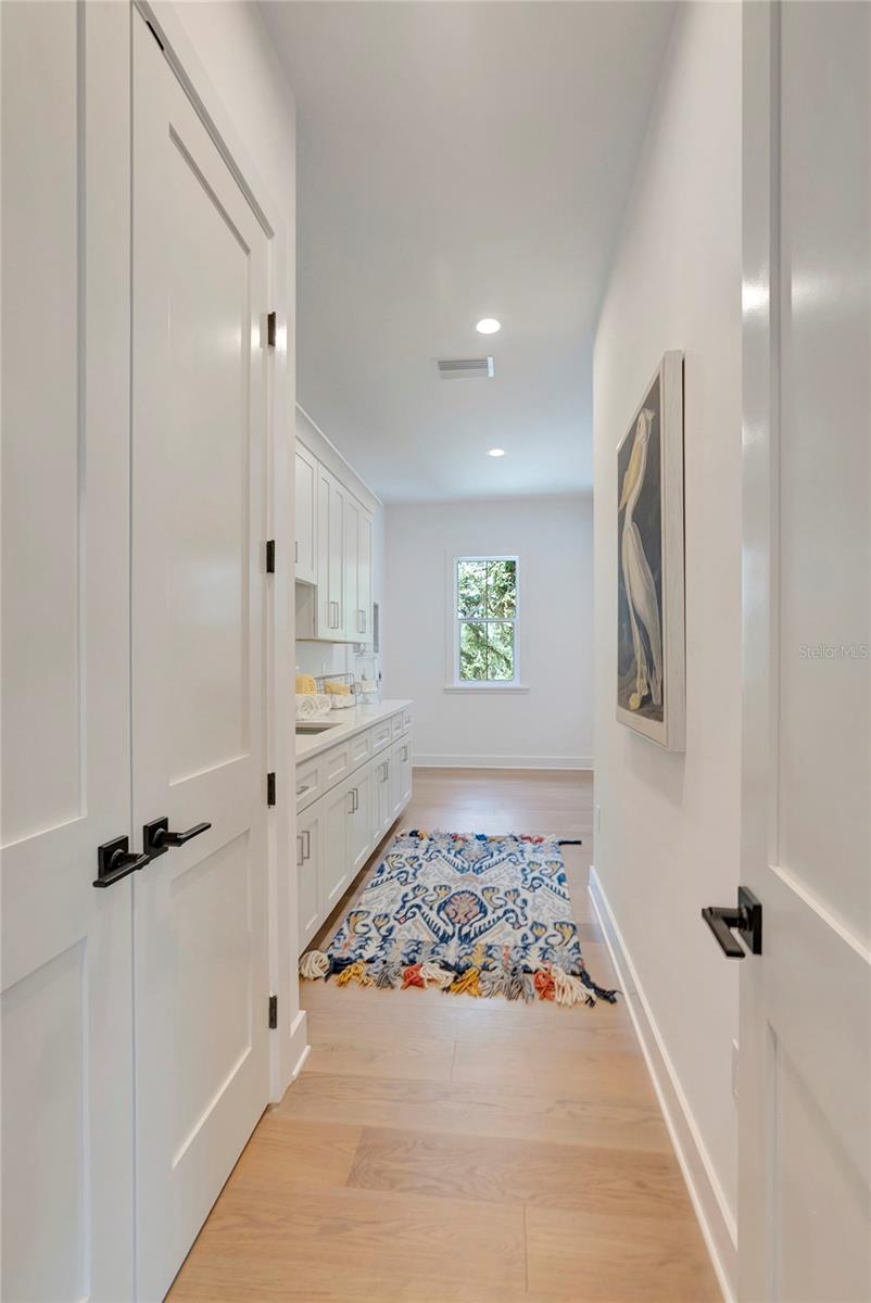 OAKELLARS - Residential