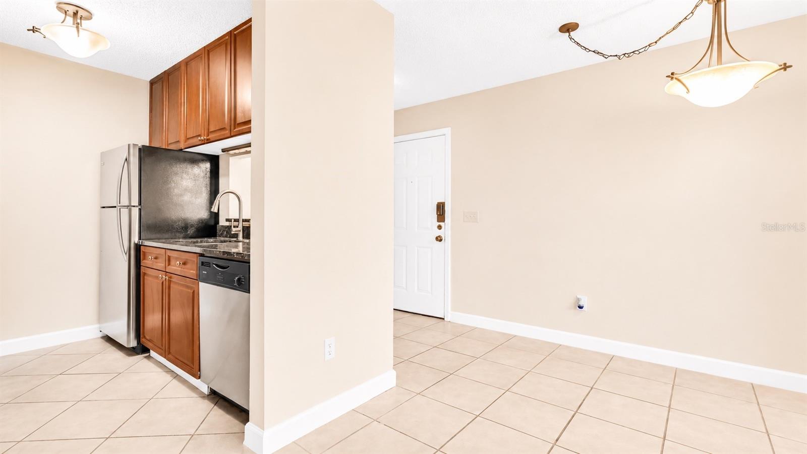 BAYPOINTE PRESERVE CONDO - Residential Lease