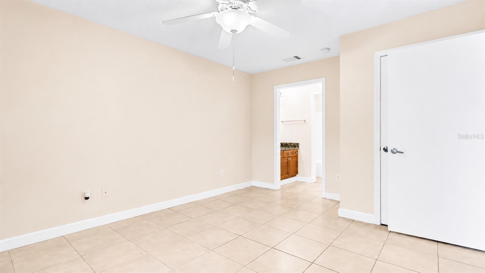BAYPOINTE PRESERVE CONDO - Residential Lease