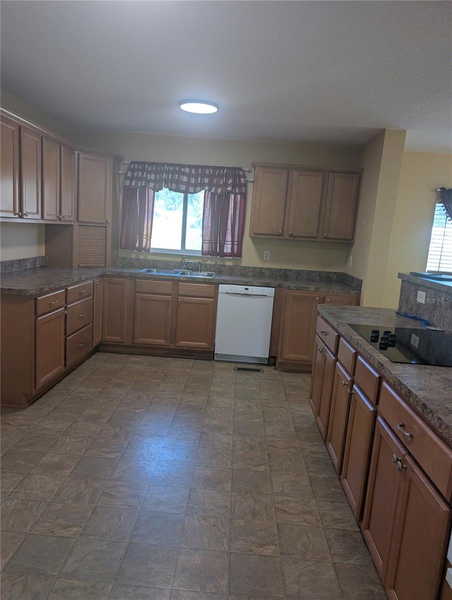 OCALA EAST VILLAS UN 01 - Residential