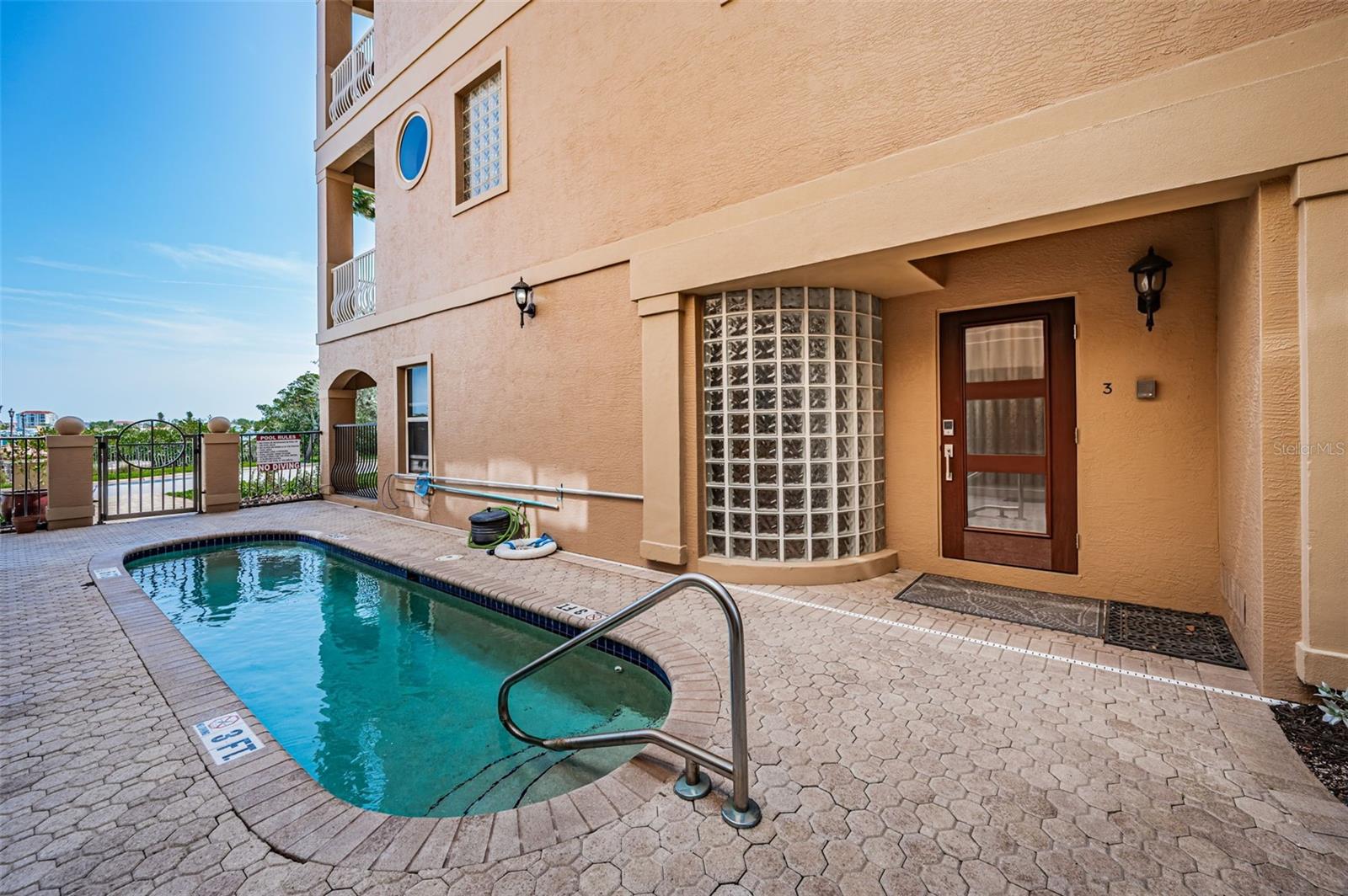 VILLAS AT MARITANA CONDO - Residential