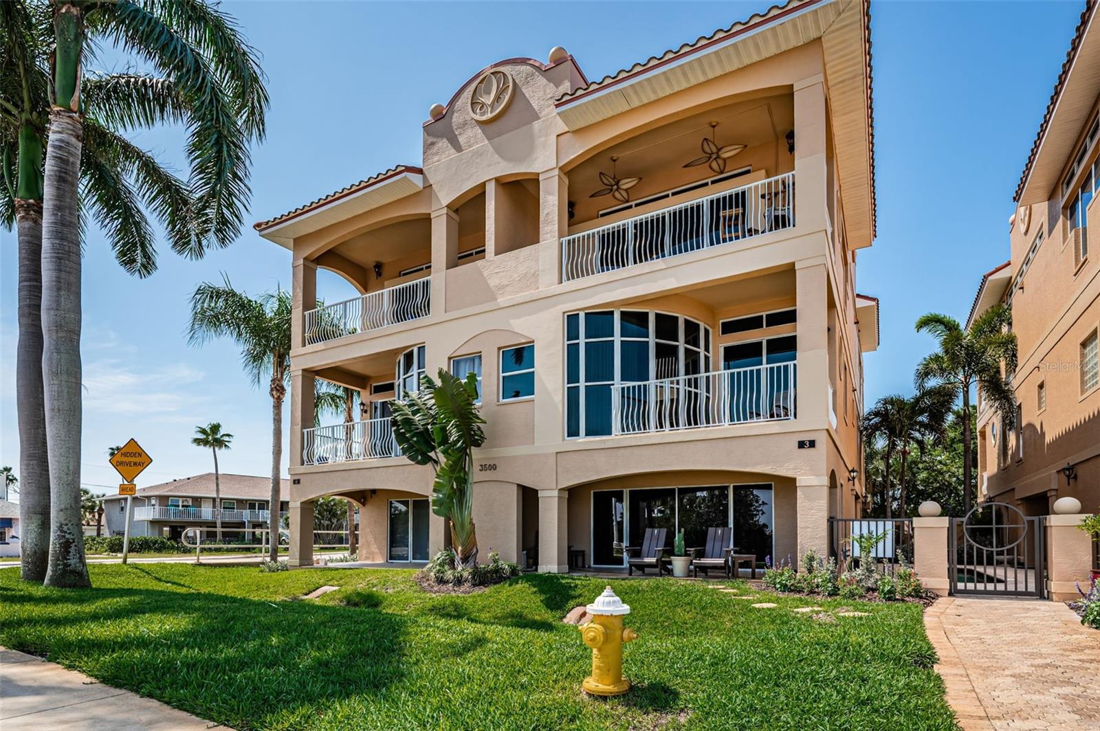 VILLAS AT MARITANA CONDO - Residential