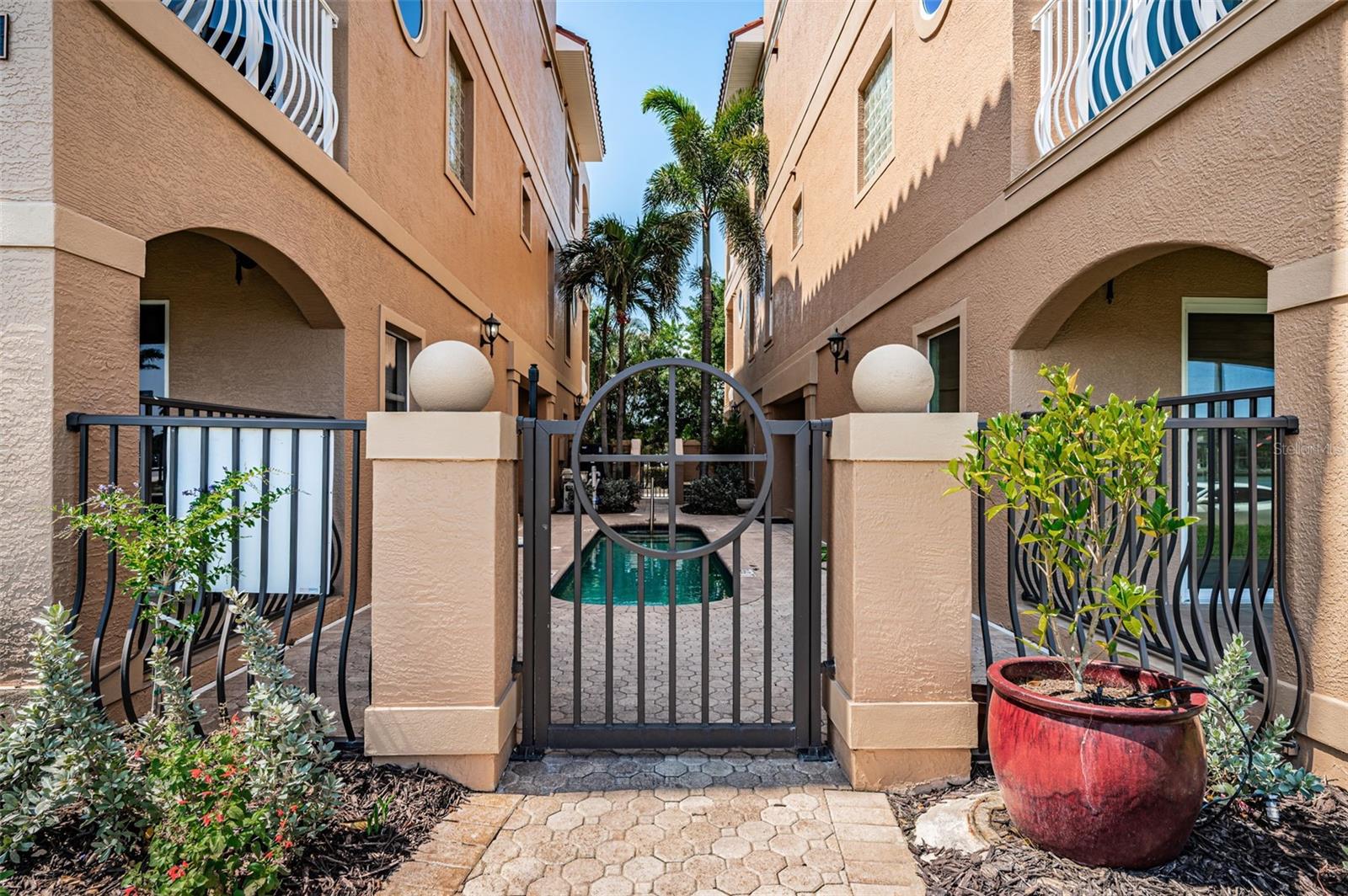 VILLAS AT MARITANA CONDO - Residential
