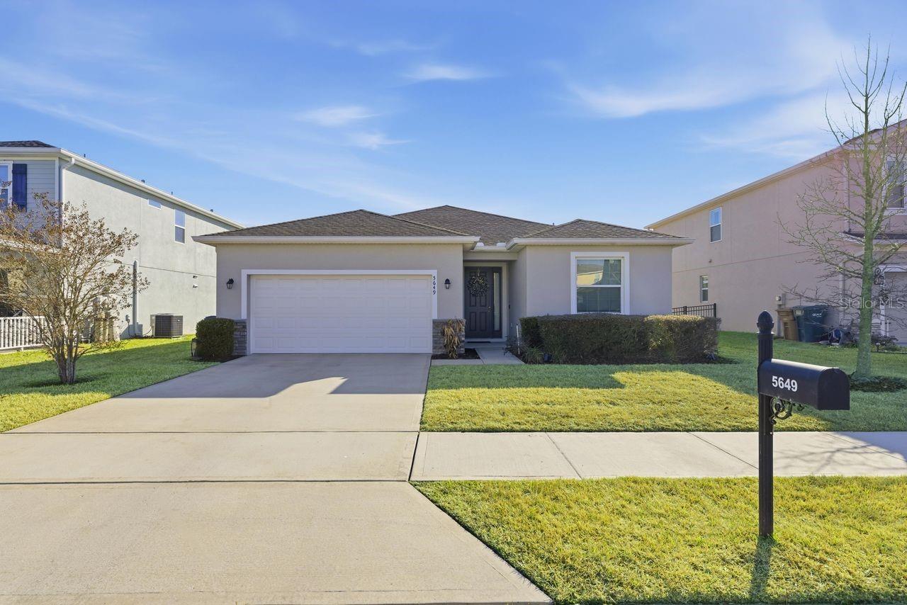 Welcome to the picturesque, gated community of Heathbrook Meadows, conveniently located in the heart of Southwest Ocala. This spacious 4-bedroom, 2.5-bath home offers an open-concept floor plan ideal for everyday living and entertaining. Designed to accommodate everyone, the layout provides seamless flow and generous gathering spaces. Enjoy summers at the community pool, or host your own gatherings at home on the private pond lot, offering both tranquility and ample space for family and friends. Call today to set up your showing!