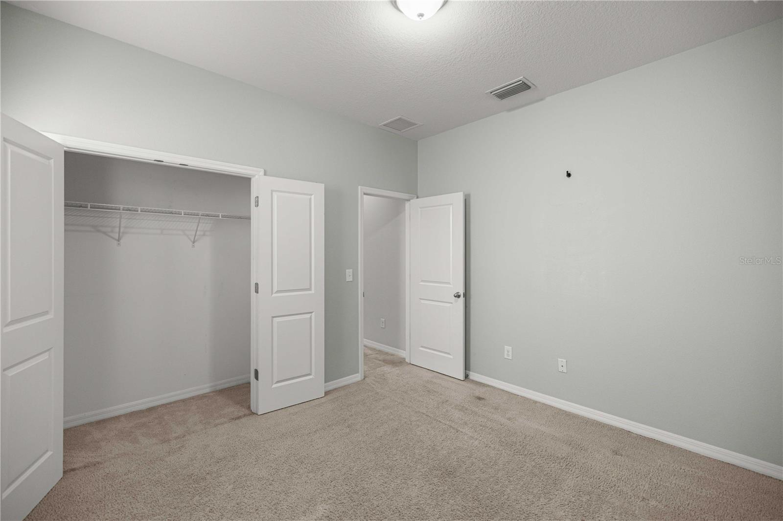 MEADOWS/HEATH BROOK PH 2 - Residential Lease