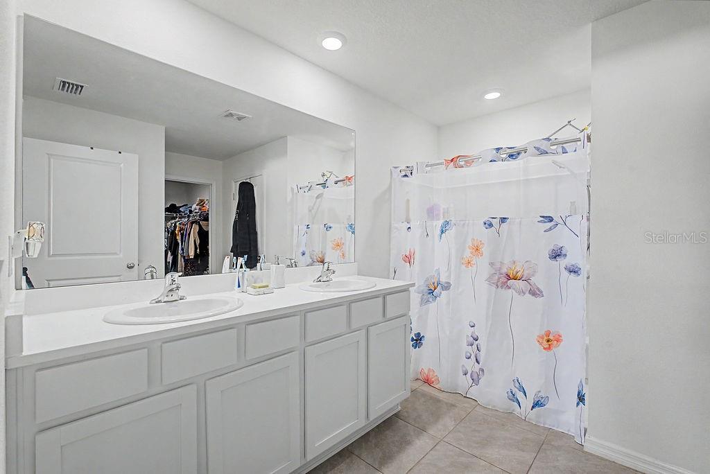 BRIARWOOD - Residential