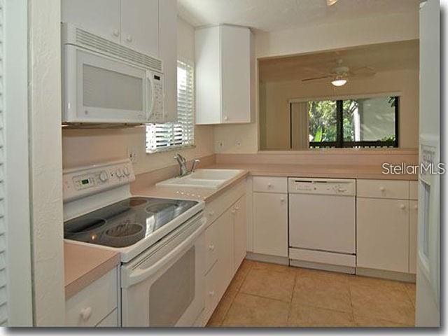 PELICAN COVE XIII - Residential Lease