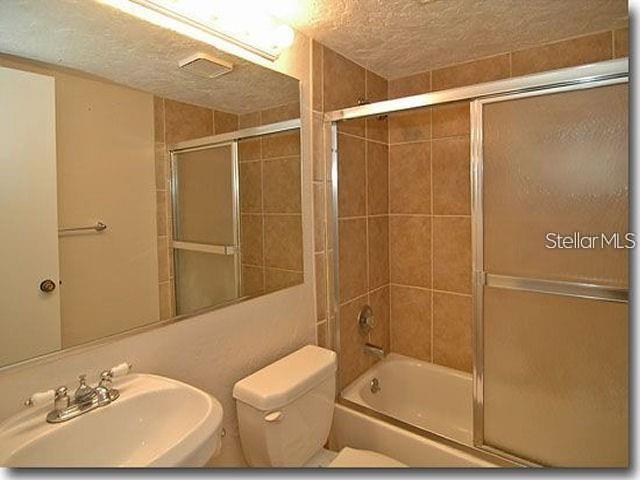 PELICAN COVE XIII - Residential Lease