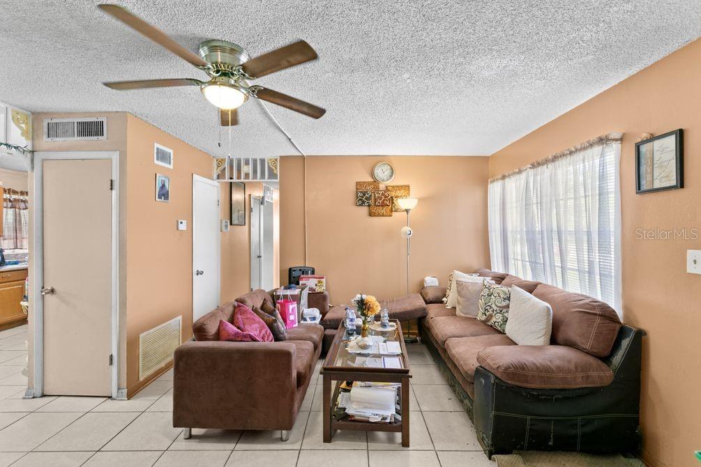 MALIBU GROVES NINTH ADD - Residential