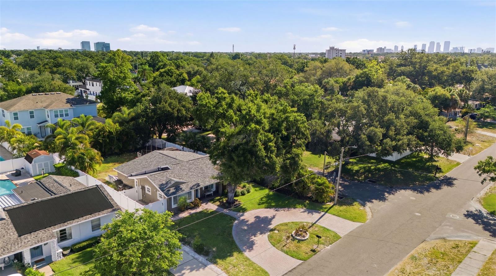 MINNEOLA - Residential Lease