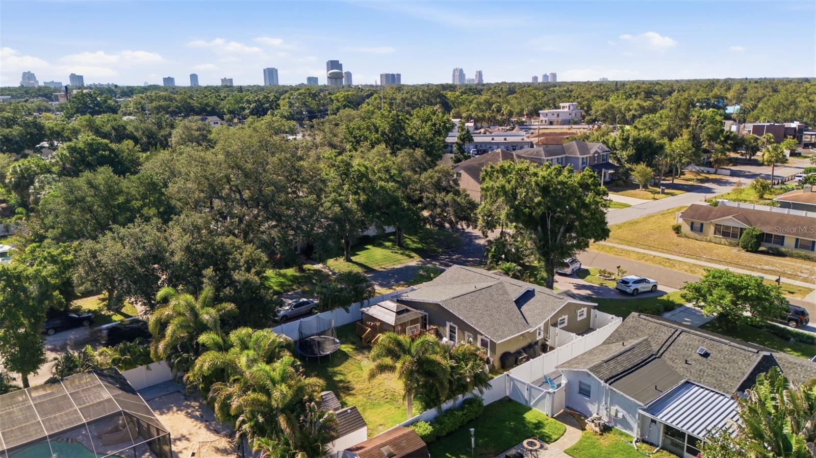 MINNEOLA - Residential Lease