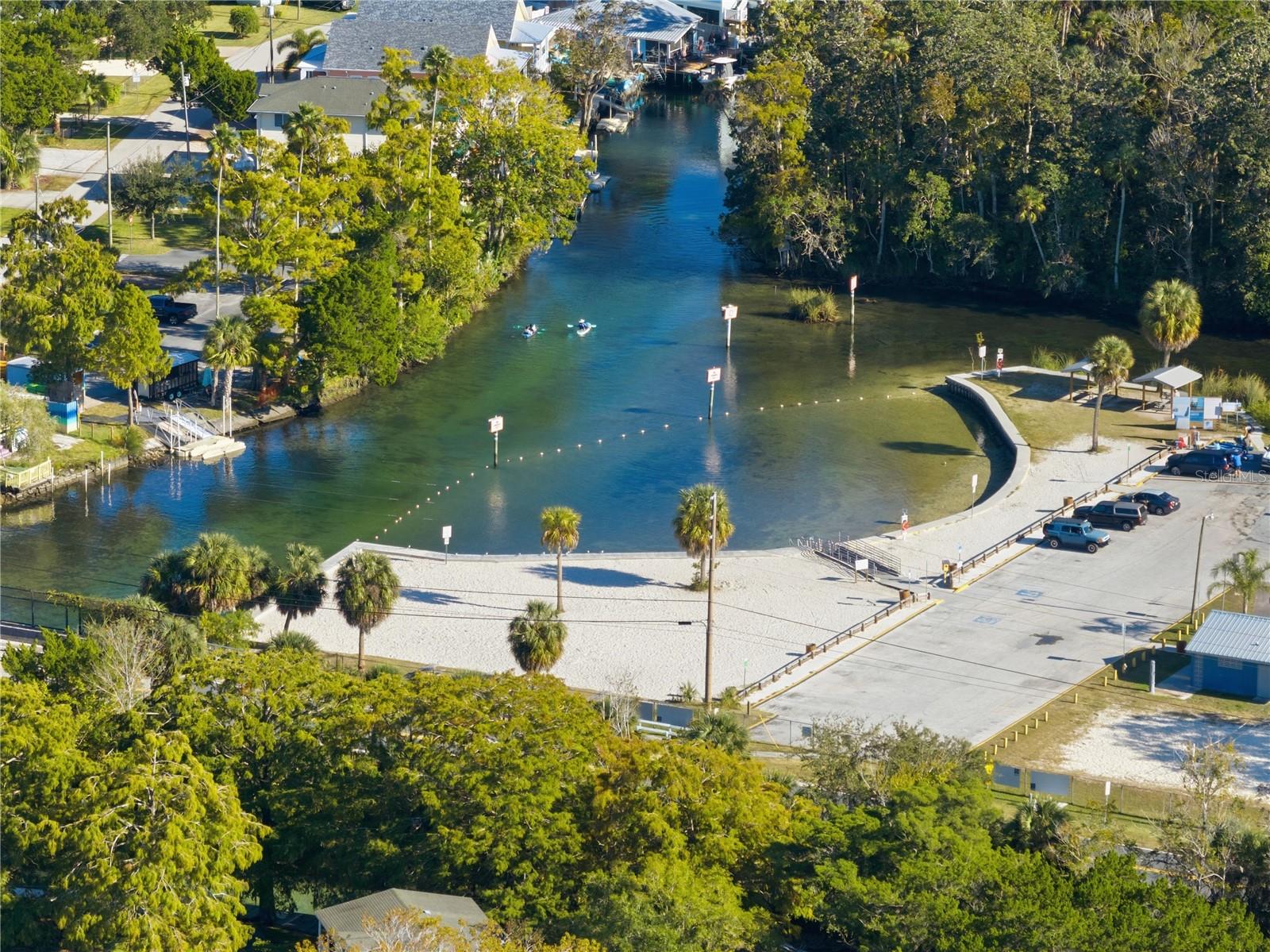 WEEKI WACHEE GARDENS - Land