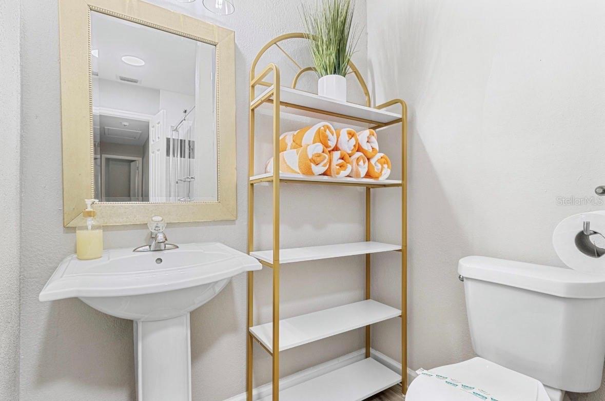 LAKEWOOD ESTATES SEC E - Residential
