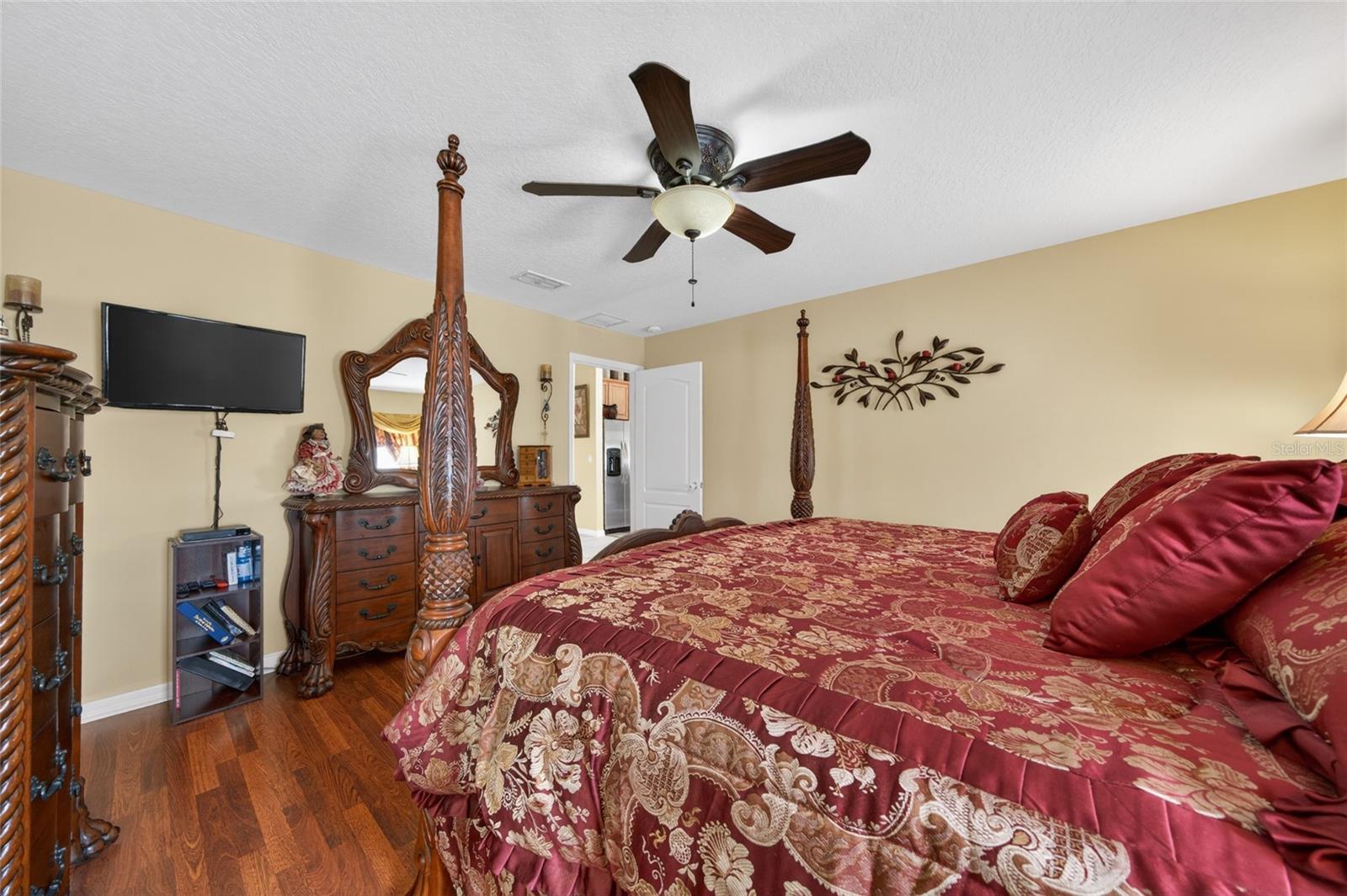 ROBINSON HILLS - Residential