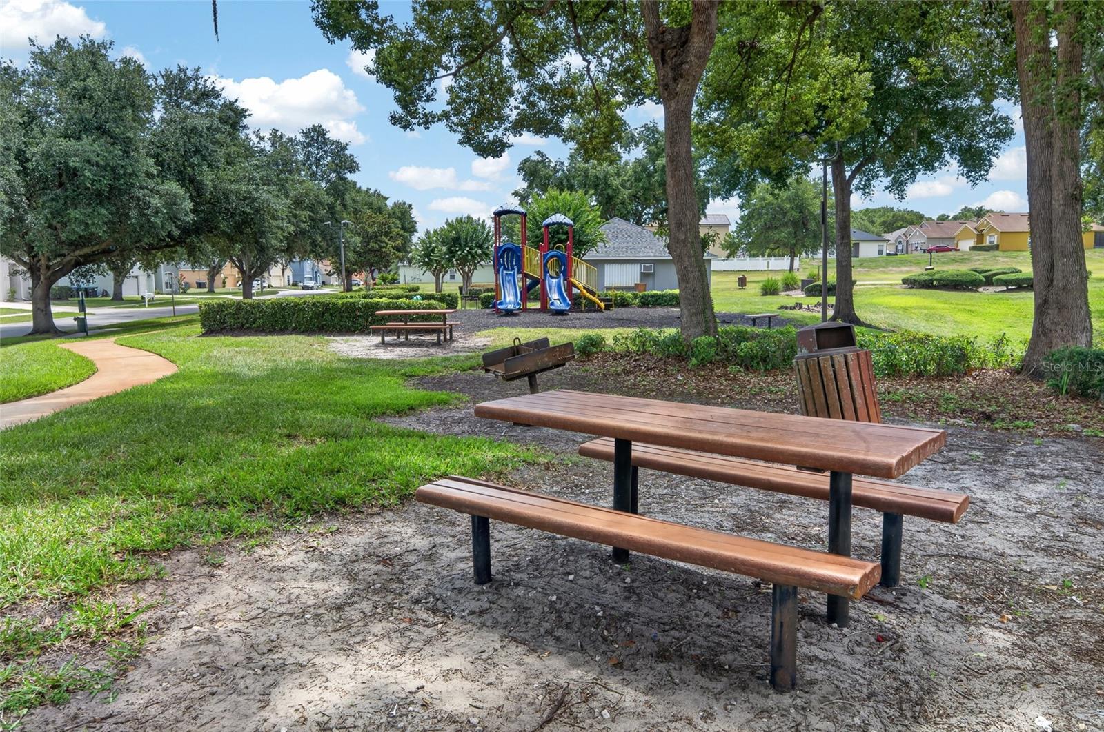 ROBINSON HILLS - Residential