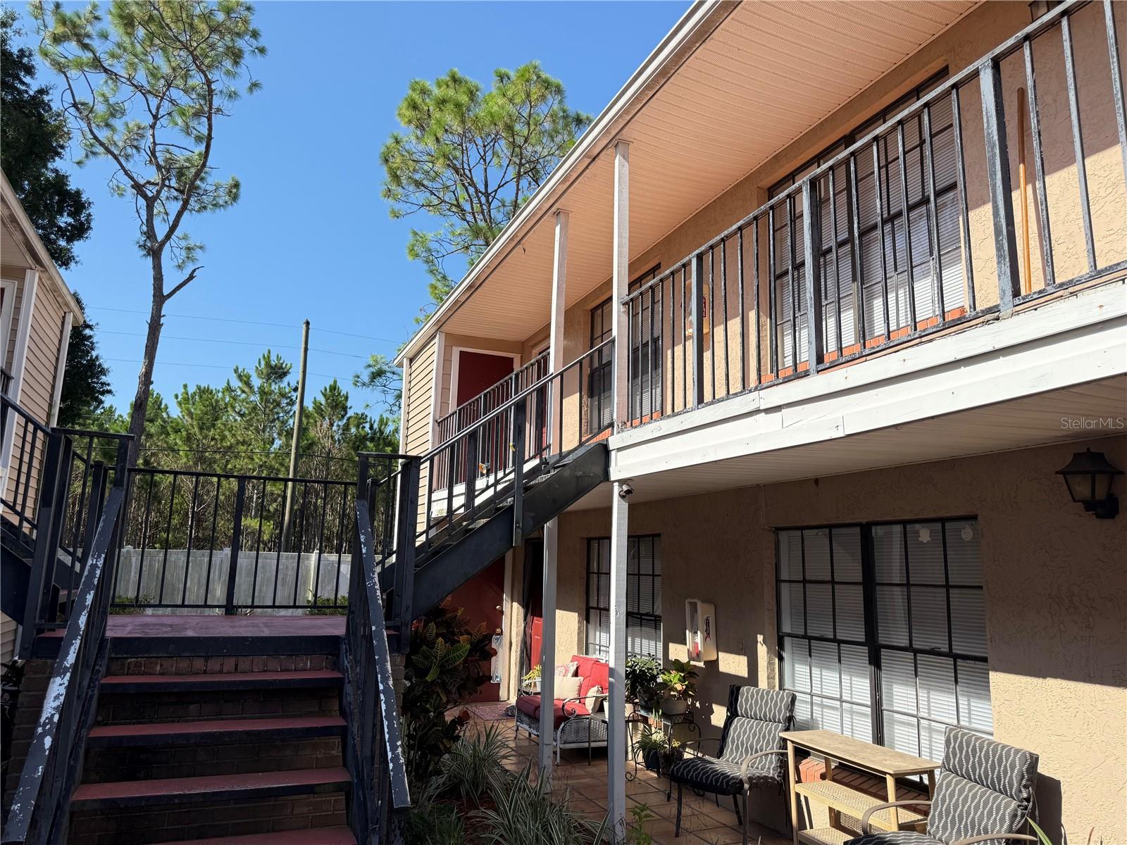 GLENDALE VILLAS A CONDO - Residential
