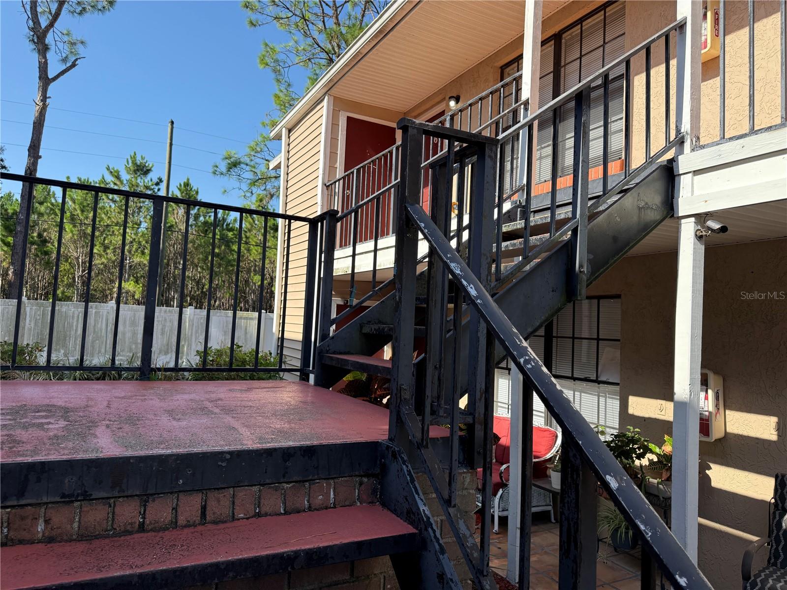 GLENDALE VILLAS A CONDO - Residential