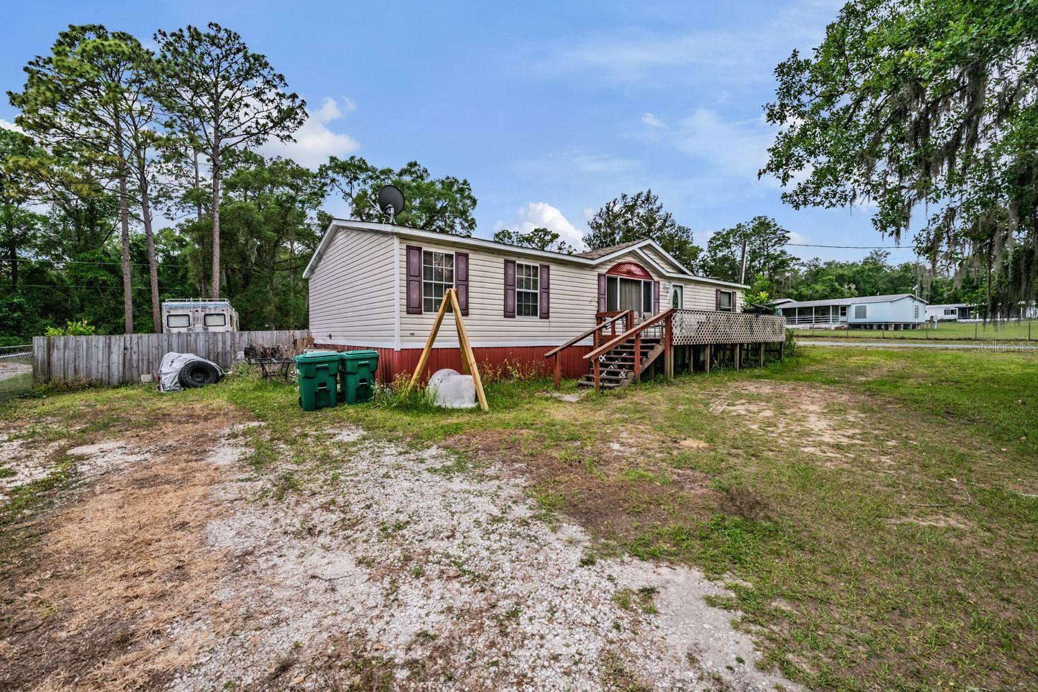GOLDEN VILLAGE - Residential