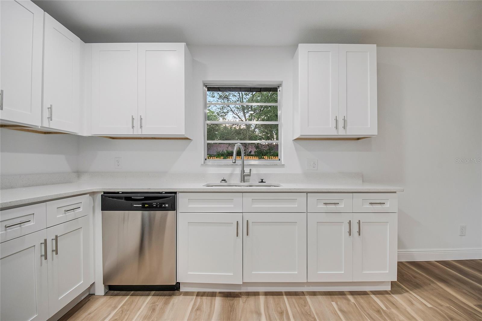 OAKTREE VILLAGE - Residential