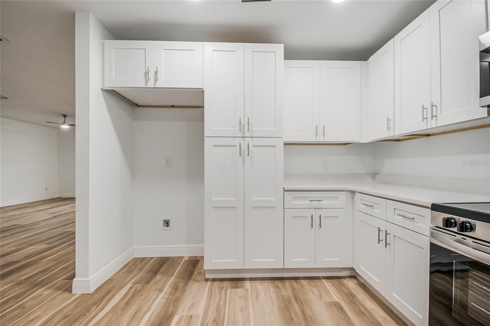 OAKTREE VILLAGE - Residential