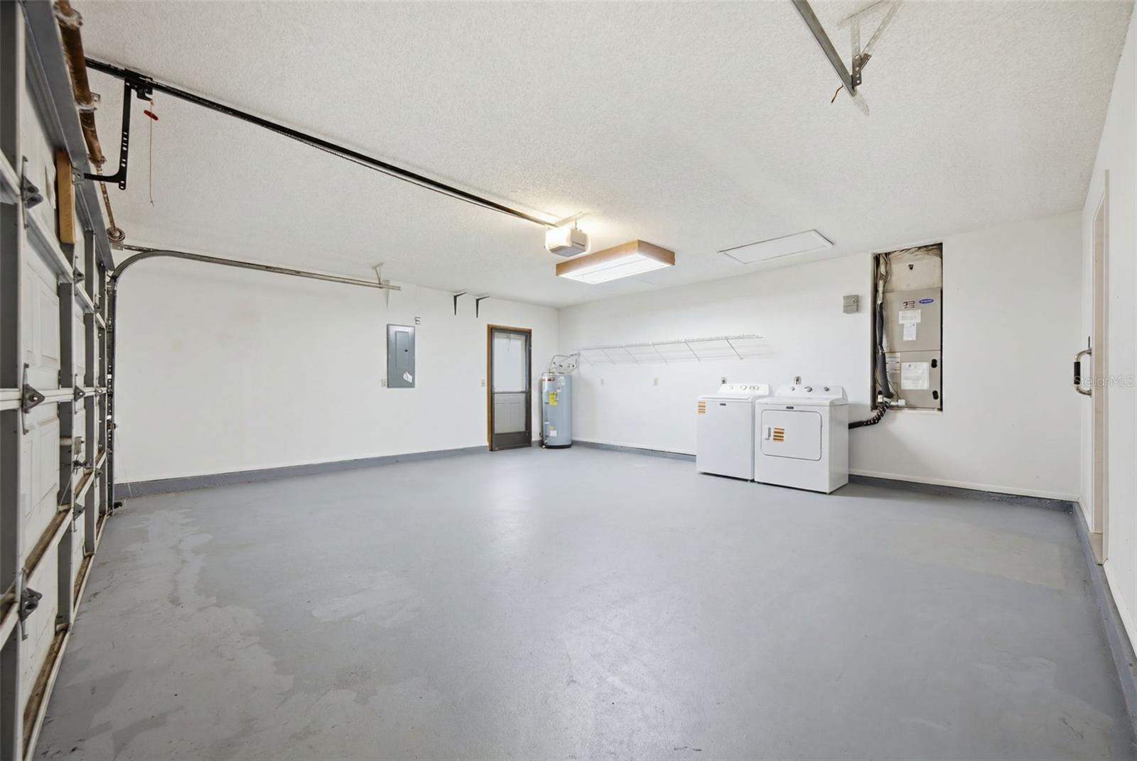 KINGSWAY OAKS PH 1 - Residential