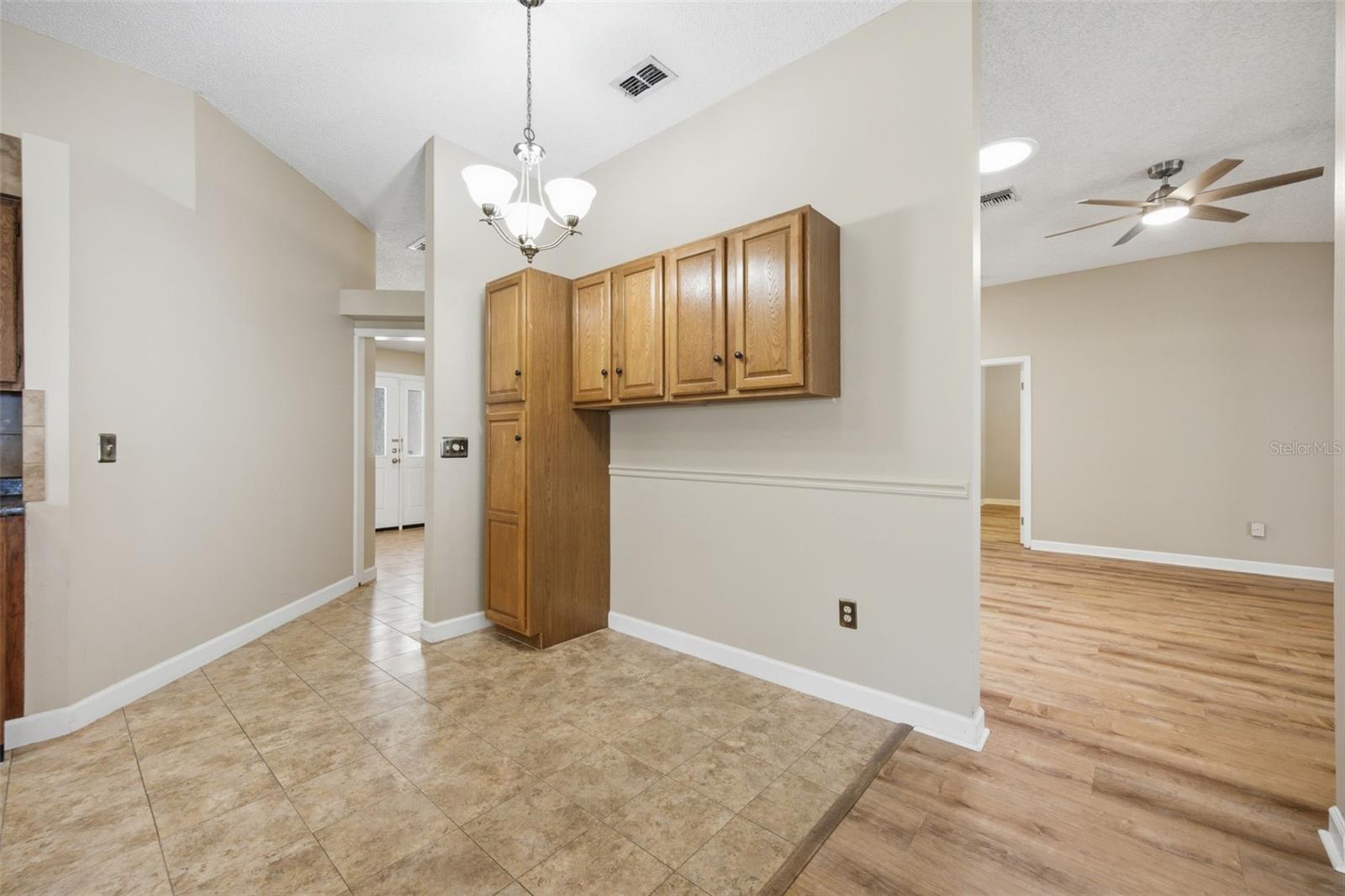 KINGSWAY OAKS PH 1 - Residential