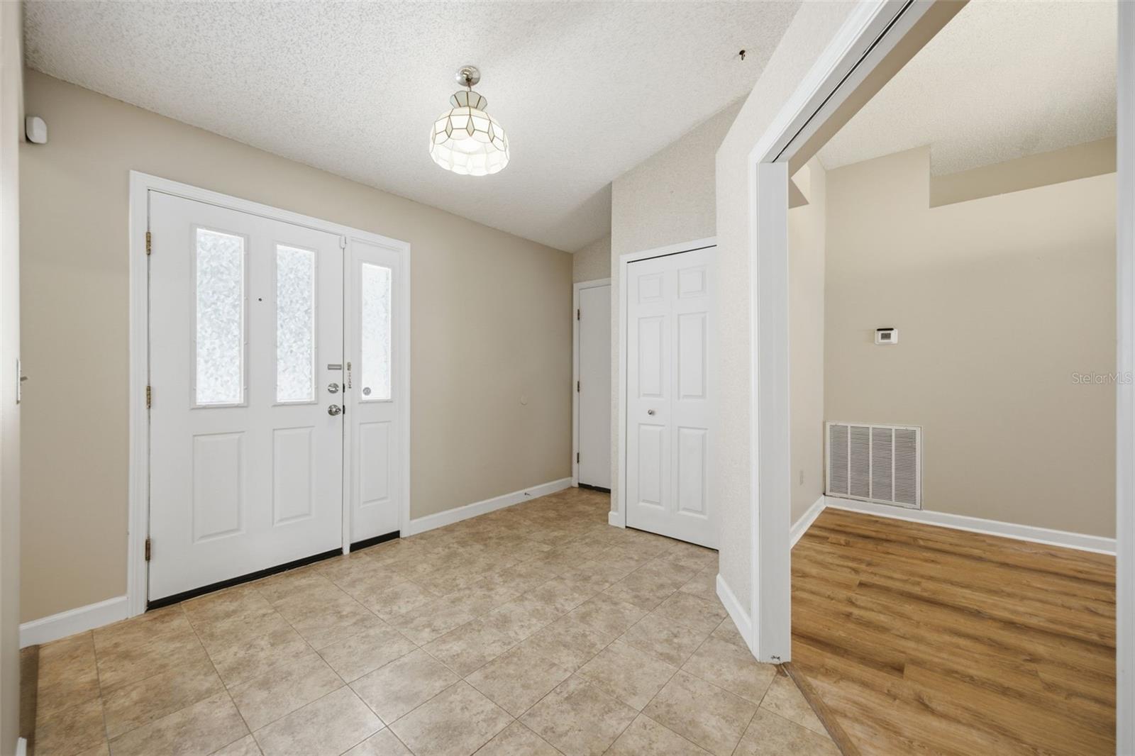 KINGSWAY OAKS PH 1 - Residential